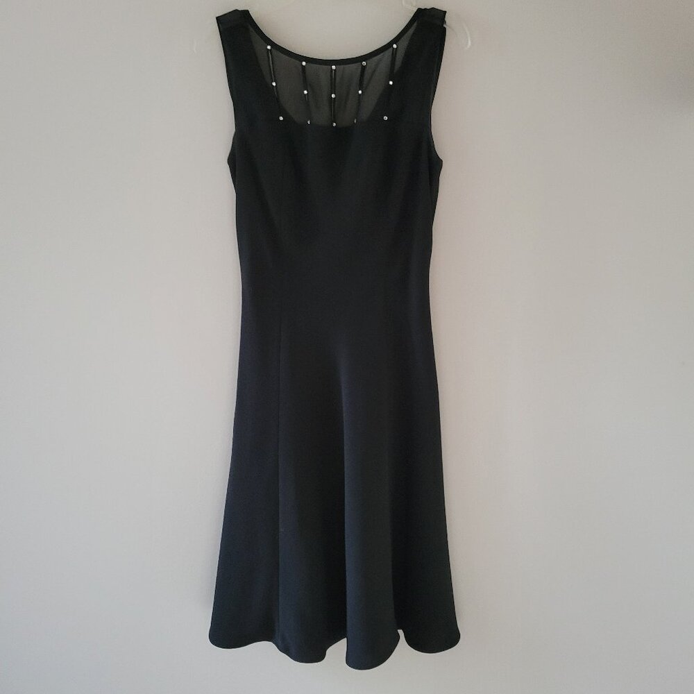 Elegant Black Sleeveless Dress with Back Drape Cowl